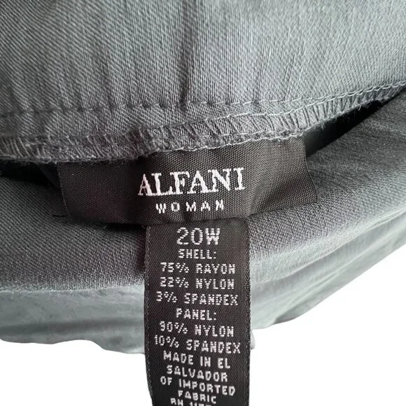 NWT 20W Grey Alfani Tummy-Control Pull-On Capri Pants - Picture 3 of 5